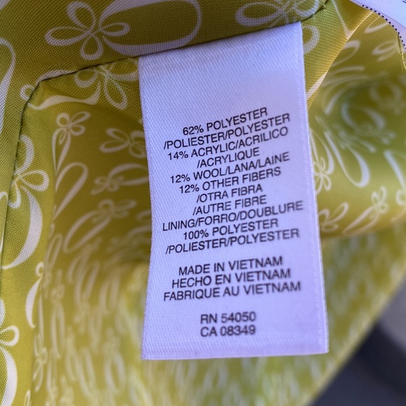 ❌SOLD❌ ✨NWT QMack Grey Combo Blazer. 2 Buttons and 2 Outer Pockets. Size Small. - Picture 10 of 11